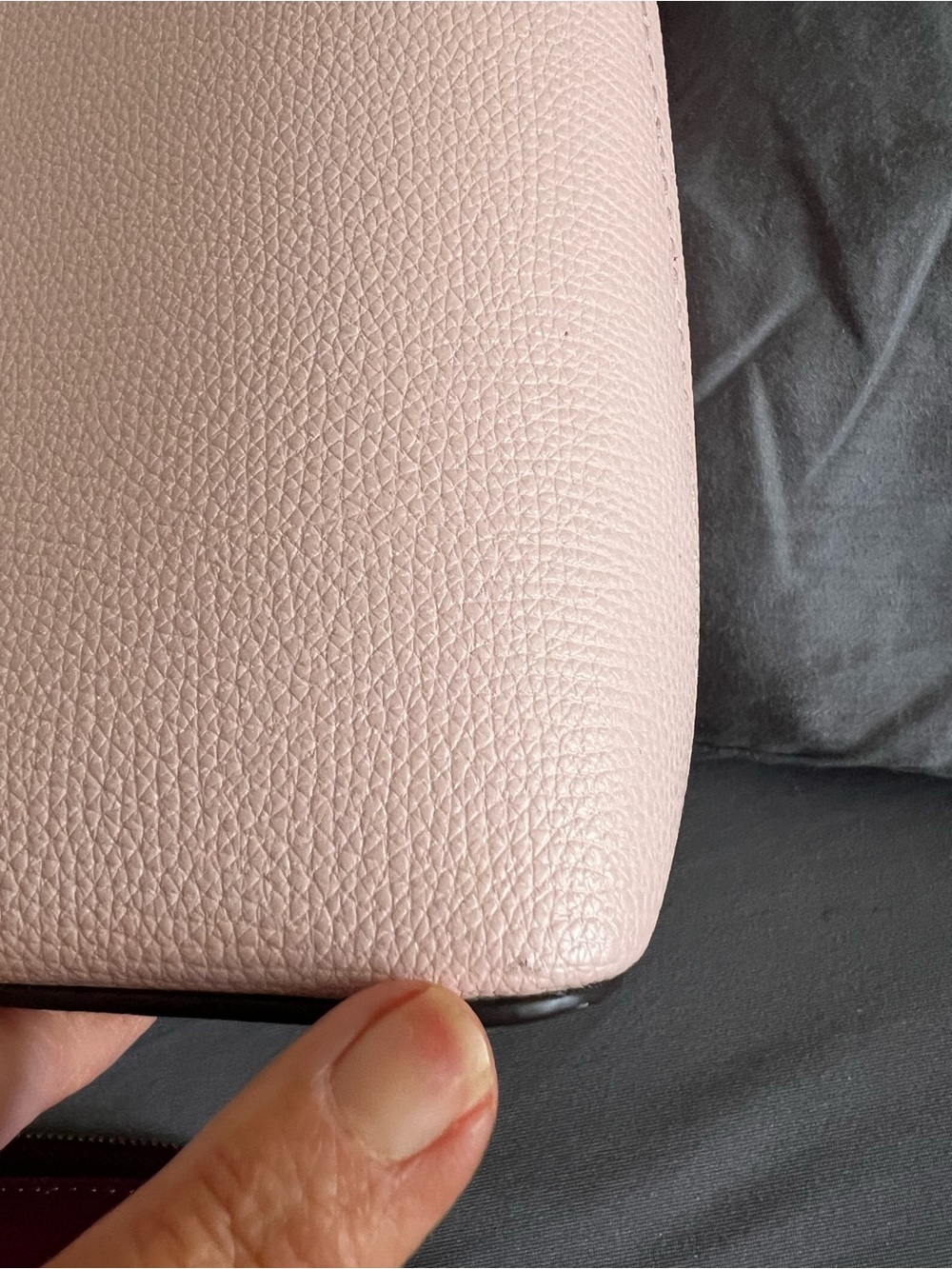 Kate Spade small Darcy bucket crossbody bag w/ matching wallet in light pink - Picture 8 of 14